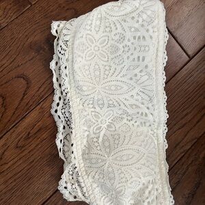 Gilly Hicks Cream Lace Bandeau
